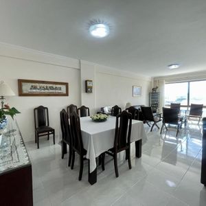 Departamento De 4 Dormitorios En Venta