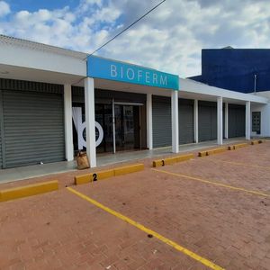 Locales En Alquiler A Estrenar Sobre Av. Mutualista