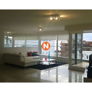 Apartamento En Venta, Mansa, Punta Del Este, 3 Dormitorios.