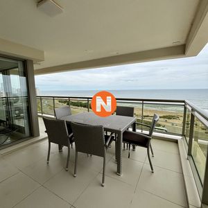 Espectacular Apartamento Con Vistas Panorámicas A La Playa Brava