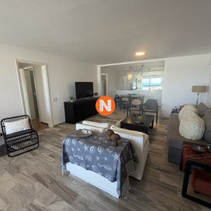 Apartamento En Alquiler, Peninsula, Punta Del Este, 3 Dormitorios.
