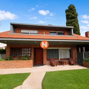Casa En Venta 4 Dormitorios, Playa Mansa