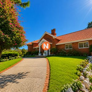 Espectacular Casa En El Golf De 5 Dormitorios En Venta
