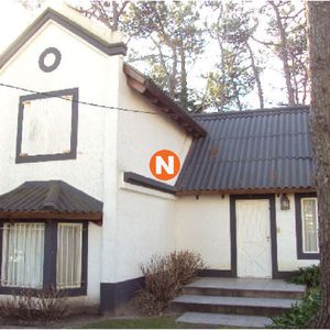 Casa En Venta, Brava, Punta Del Este, 3 Dormitorios.