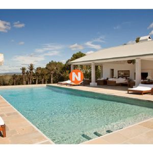 Espectacular Chacra De 5 Has Con Impresionante Casa.