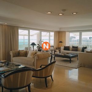 Hermoso Penthouse , En Uno De Los Edificios Mas Céntricos De Punta Del Este!