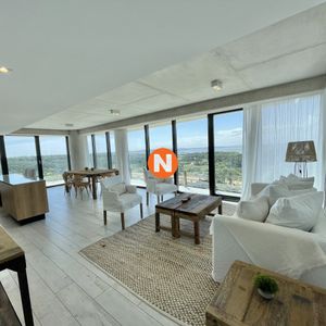 Apartamento De 1 Dormitorio En Edificio Surfside  Punta Del Este