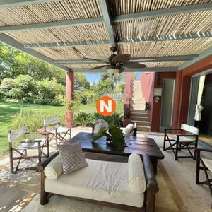 Venta De Casa De 3 Dormitorios Y Servicio En Rincon Del Indio Punta Del Este