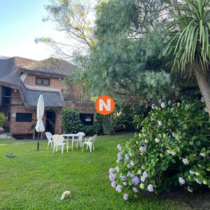 Venta De Casa De 4 Dormitorios En Pinares