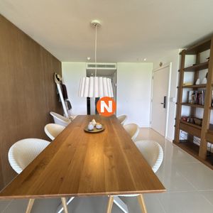 Apartamento De 3 Dormitorios En Península Frente A Playa Mansa