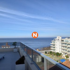 Departamento De 3 Dormitorios Con Parrillero En Venta, Edificio Nuevo En La Peninsula.