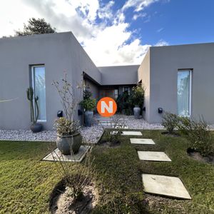 Venta Casa En Zona Chihuahua, Punta Ballena