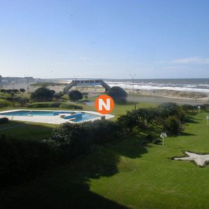 Apartamento En Alquiler, Brava, Punta Del Este, 2 Dormitorios.