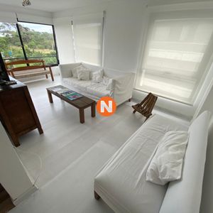 Apartamento En Venta Y Alquiler, Brava, Punta Del Este, 3 Dormitorios.