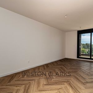Apartamento De Dos Dormitorios Con Garage En Alquiler En Barra De Carrasco