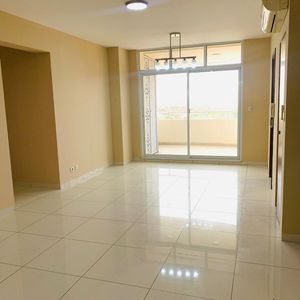 Vive Con Estilo En Condominio Los Solaris – Casa Familiar En Alquiler