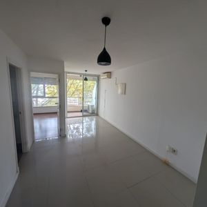 Vendo De Apartamento Como Nuevo De 1 Dormitorio Parque Rodó, Montevideo, Es Con Renta