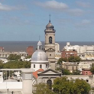 Vendo Local Comercial Montevideo Uruguay Cordón Calle Constituyente Y Soriano.