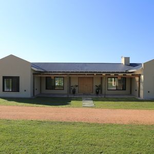 Alquiler De Casa Como A Estrenar En Barrio Privado De Manantiales ( Pueblo Mio )