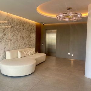 Alquiler Apartamento Premium Ubicado En Barrio Parque Jardín, A Metros De San Nicolás Y De Camino Carrasco