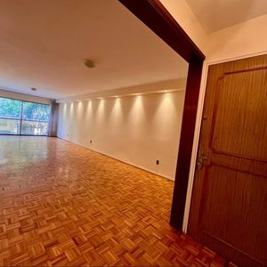 Venta De Apartamento En Villa Biarritz De 4 Dormitorios A 20 Metros De La Rambla Gandhi Con Patio Y Parrillero