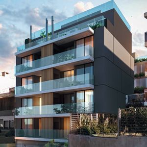 Malvin A 20 Metros De La Rambla, Un Edificio De Categoría, Unica 2 Dormitorios  Patio 348m2 Parrillero
