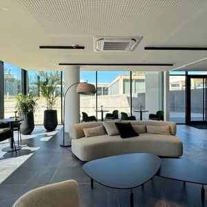 Alquiler De Apartamento 3 Dormitorios, 2 Garajes En Carrasco Con Amenities