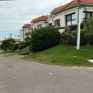 Alquiler Apartamento 3 Dormitorios Reciclado A 60 Metros De La Playa De La Barra Pde