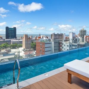 Venta Apartamento Penthouse Punta Carretas  2 Dormitorios 2 Garajes Piscina Barbacoa Gym Microcine