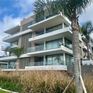 Alquiler Apartamento Premium Con Rooftop Propio, Ubicado En Barrio Parque Jardín