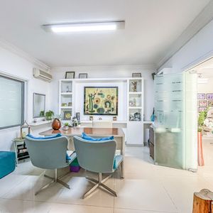 Clinica En Venta En Equipetrol Frente Al Oncologico 