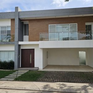 Casa De Lujo En Alquiler