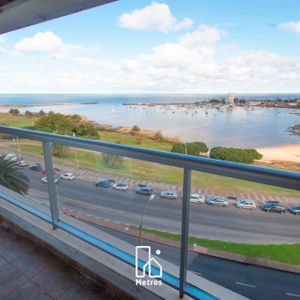 Venta Apartamento Puerto Buceo 3 Dormitorios +serv. - Vista Al Mar + 2 Gjes