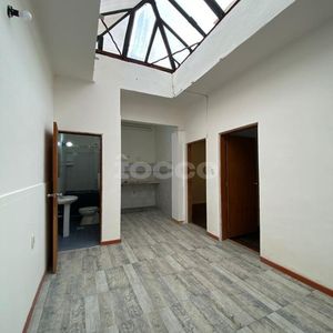 Apartamento De 2 Dormitorios- Barrio La Comercial