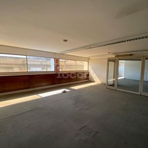 Oficina De Gran Metraje En Venta En Ciudad Vieja