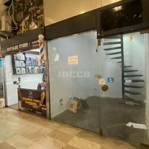 Local Comercial En Venta En Galeria Del Virrey