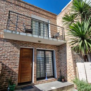 Casa En Venta De 2 Dormitorios En La Blanqueada