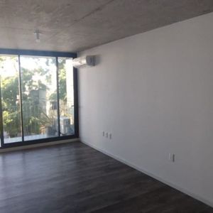 Venta Apartamento 1 Dormitorio, Terraza De 17 M2 Y Garaje En Zona De Alta Conectividad Y Servicios Con Rena
