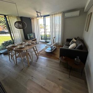 Apartamento En Venta De 1 Dormitorio En Playa Mansa