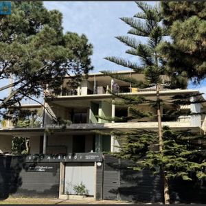 Apartamento En Venta De 3 Dormitorios C/ Cochera En Carrasco