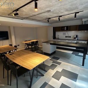 Apartamento En Venta C/ Cochera En Pocitos