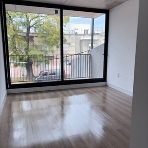 Apartamento En Alquiler C/ Cochera En Pocitos