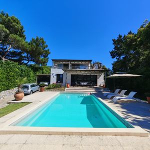 Casa Familiar Con Piscina A Una Cuadra De Mar, Rincón Del Indio