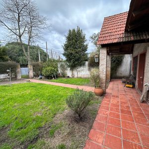 Casa Venta 3 Dormitorios 2 Baños Barbacoa Y Jardín En Parque Miramar