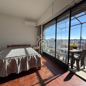 Apartamento En Venta De 2 Dormitorios  2 Baños 2 Terrazas En Centro