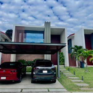 Casa En Venta - Bosques De La Colina
