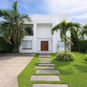 Casa En Venta - Sc La Vieja (urubo)