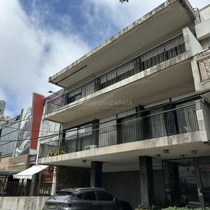 Edificio En Alquiler. Punta Carretas