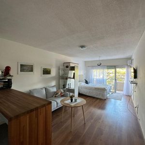 Alquiler Monoambiente Amplio Con Balcón Pocitos