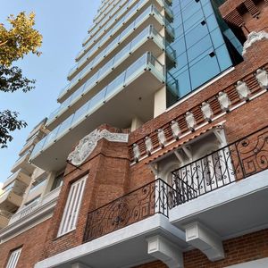 Alquiler Apartamento Como A Estrenar 1 Dormitorio Cocina Definida 2 Balcones Garage Punta Carretas